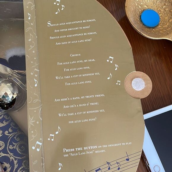 Vintage 2001 Mattel Ring in the New Year Barbie new in box - Picture 5 of 6